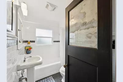 2437 Damuth St, Oakland, CA 94602 - Photo 28