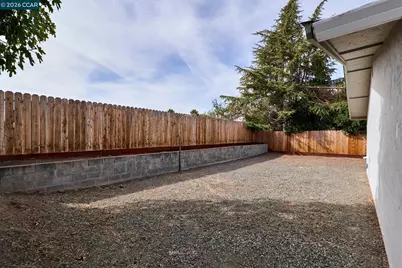 31 Riverside Ct, Bay Point, CA 94565 - Photo 22