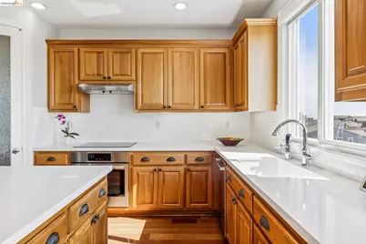 214 Seaview Dr, Richmond, CA 94801 - Photo 16