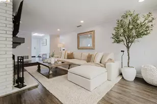220 Yosemite Dr, Livermore, CA 94551 - Photo 4
