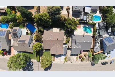 220 Yosemite Dr, Livermore, CA 94551 - Photo 44