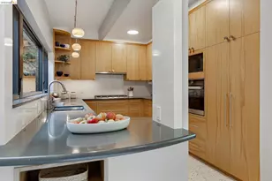 1791 Indian Way, Oakland, CA 94611 - Photo 22