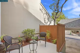 369 Scottsdale Rd, Pleasant Hill, CA 94583 - Photo 24