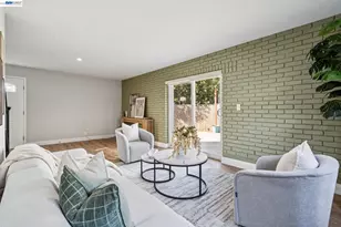 9935 Voltaire Ave, Oakland, CA 94603 - Photo 14
