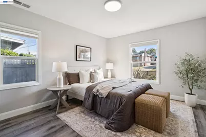 9935 Voltaire Ave, Oakland, CA 94603 - Photo 20