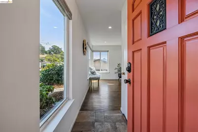 4038 Fariss Ln, El Sobrante, CA 94803 - Photo 8