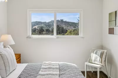 4038 Fariss Ln, El Sobrante, CA 94803 - Photo 52