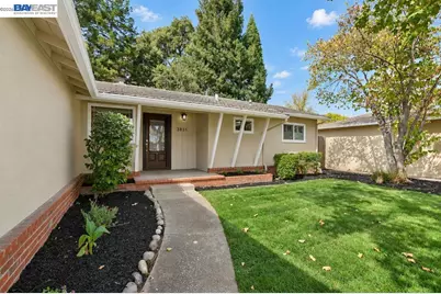 3831 Maplewood Dr, Concord, CA 94519 - Photo 2