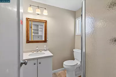 31 Laurel Ln., Richmond, CA 94803 - Photo 18