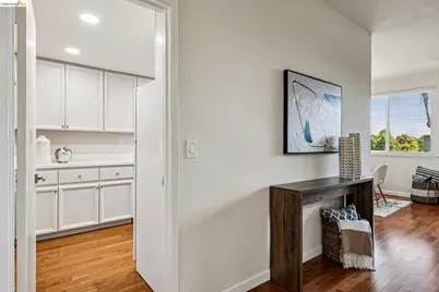 3769 Stoneglen North, Richmond, CA 94806 - Photo 12