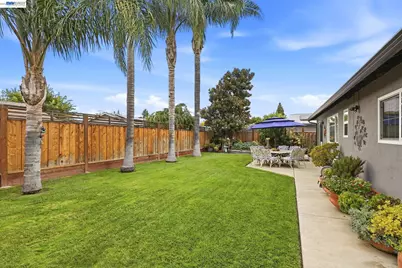 235 Elvira St, Livermore, CA 94550 - Photo 38