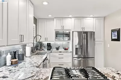 235 Elvira St, Livermore, CA 94550 - Photo 14