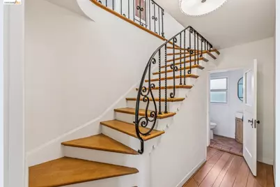 1901 Clemens Rd, Oakland, CA 94602 - Photo 46