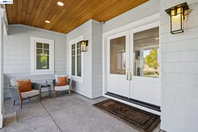 2215 Westbridge Ln, Pleasanton, CA 94566 - Photo 8