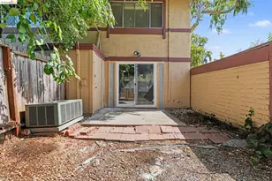 1501 Parkwood Pl, Concord, CA 94521 - Photo 22