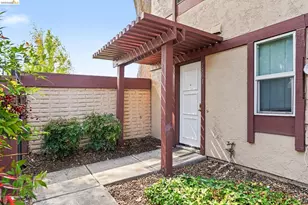 1501 Parkwood Pl, Concord, CA 94521 - Photo 2