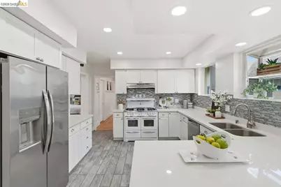 2840 Stanton St, Berkeley, CA 94702 - Photo 16
