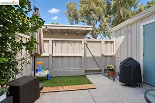 1261 Pine Creek Wy, Concord, CA 94520 - Photo 30