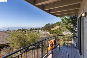 8 Clipper Hill, Oakland, CA 94618 - Photo 44