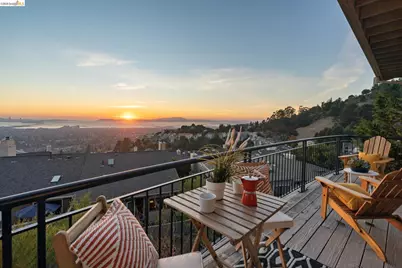 8 Clipper Hl, Oakland, CA 94618 - Photo 54