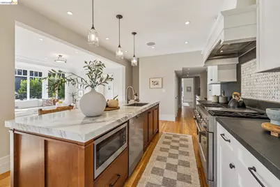 1089 Clarendon Cres, Oakland, CA 94610 - Photo 22