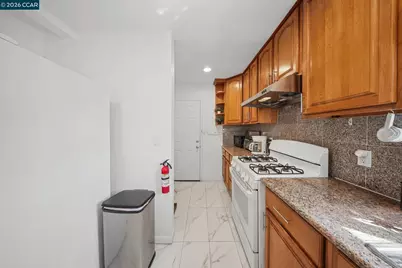 3231 35th Ave, Oakland, CA 94619 - Photo 32