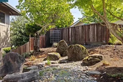 158 Fairfield Pl, Moraga, CA 94556 - Photo 4