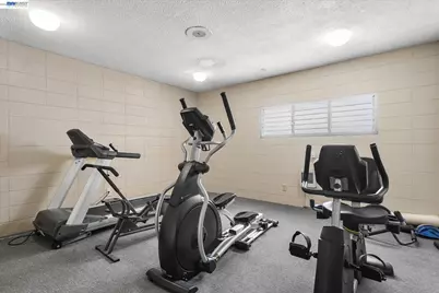 2137 Otis Dr #305, Alameda, CA 94501 - Photo 26
