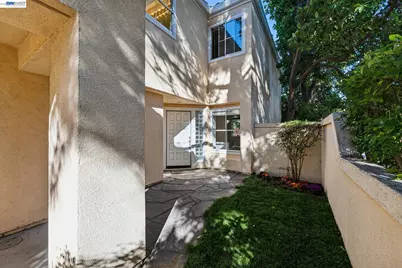 169 Diapian Bay, Alameda, CA 94502 - Photo 4