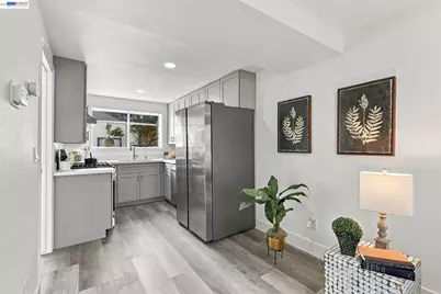 890 Bissell Ct, Richmond, CA 94801 - Photo 6