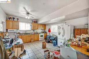 249 Valle Vista Ave, Hayward, CA 94544 - Photo 6