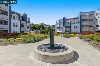 6400 Christie Ave #2221, Emeryville, CA 94608 - Photo 28