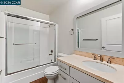 6400 Christie Ave #2221, Emeryville, CA 94608 - Photo 22