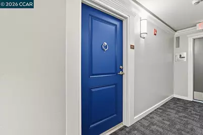 6400 Christie Ave #2221, Emeryville, CA 94608 - Photo 2