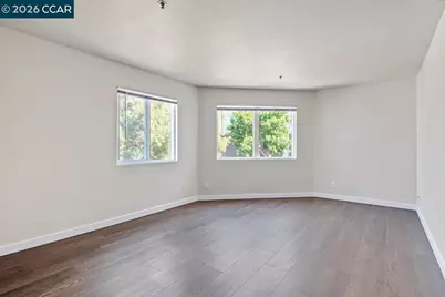 6400 Christie Ave #2221, Emeryville, CA 94608 - Photo 12