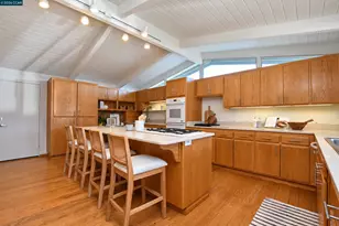 71 Gilrix Dr, Martinez, CA 94553 - Photo 14