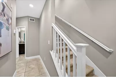375 Basswood Cmn #10, Livermore, CA 94551 - Photo 2