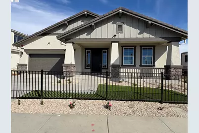 325 Maverick Drive, Vacaville, CA 95687 - Photo 2