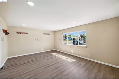 3470 Pestana Way, Livermore, CA 94550 - Photo 4