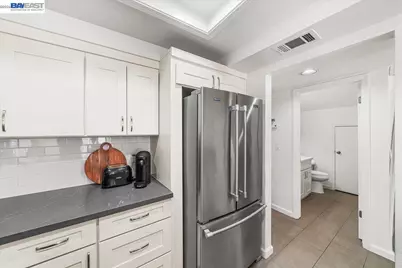 7335 Stonedale Dr, Pleasanton, CA 94588 - Photo 20