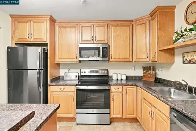 1209 Running Springs #5, Walnut Creek, CA 94595 - Photo 12