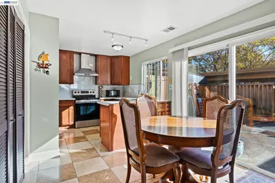 2456 Oliver Dr, Hayward, CA 94545 - Photo 10