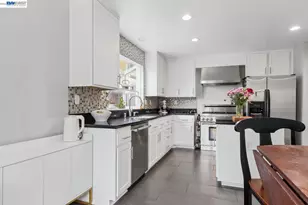 28089 Thorup Ln, Hayward, CA 94542 - Photo 16