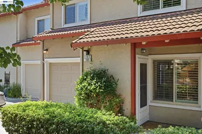 1167 Saint Matthew Pl #102, Concord, CA 94518 - Photo 2