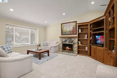 225 Preston Ct, Fremont, CA 94536 - Photo 4