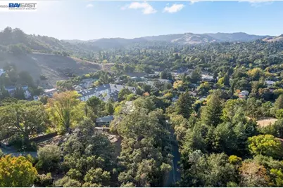 84 Grandview Pl, Walnut Creek, CA 94595 - Photo 48
