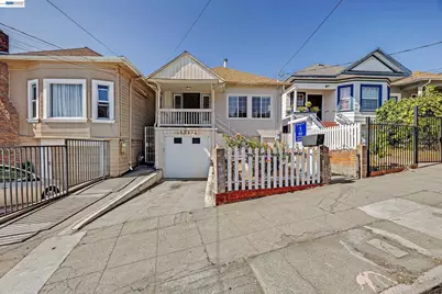 2711 13th Ave, Oakland, CA 94606 - Photo 1