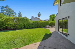 3050 Bowling Green Dr, Walnut Creek, CA 94598 - Photo 28