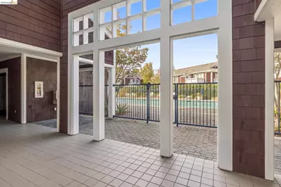 11 Bayside Ct, Richmond, CA 94804 - Photo 54