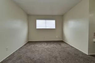 211 Kingston Ln, Modesto, CA 95354 - Photo 12